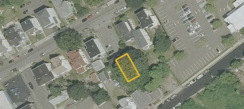 Clean One Bedroom Apartment Available