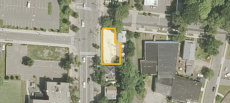Turnkey Commercial Property with Lounges