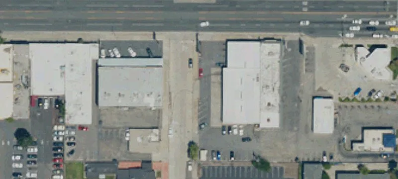 Multi-Tenant Retail Building For Sale