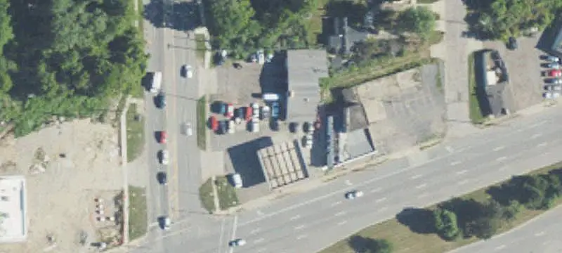 Mechanic Shop Corner Location