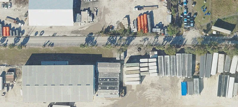 Customizable Garage Unit in Tampa