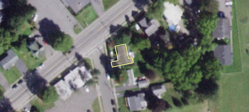 Cortland Commercial Building For Sale