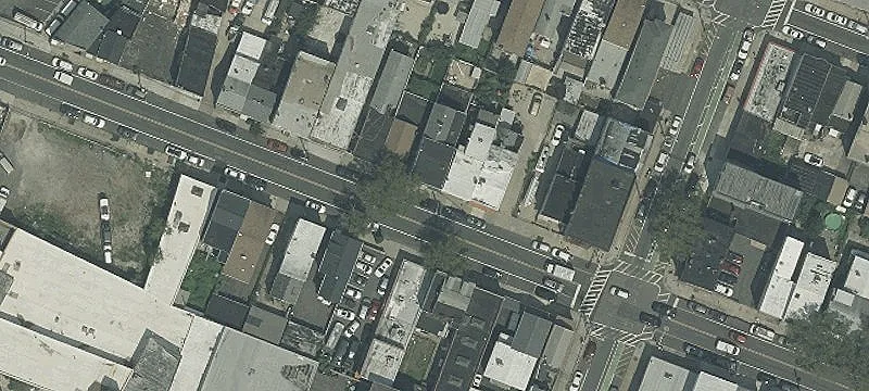 Newark Quadplex with Permit Parking