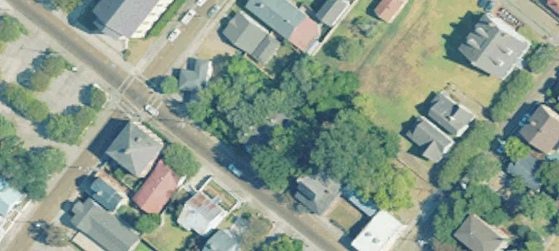 Historic Kings Tavern Building For Sale