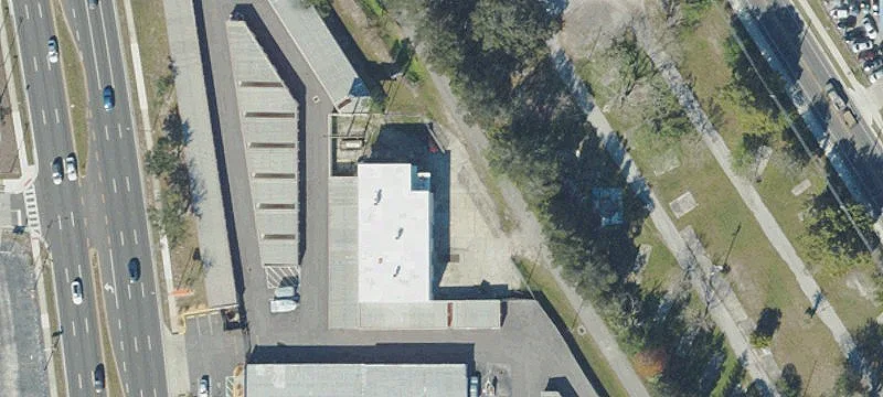 St. Petersburg Mixed-Use Commercial Building