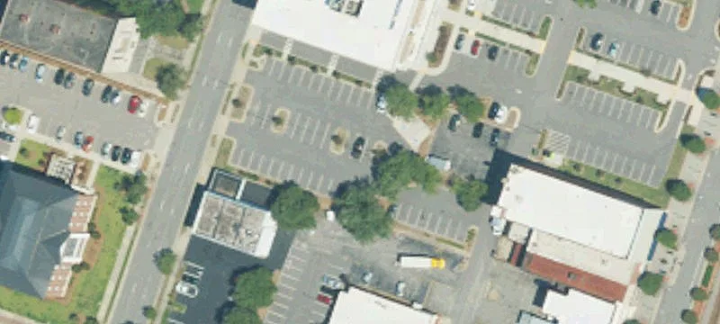 Versatile Downtown Commercial Building