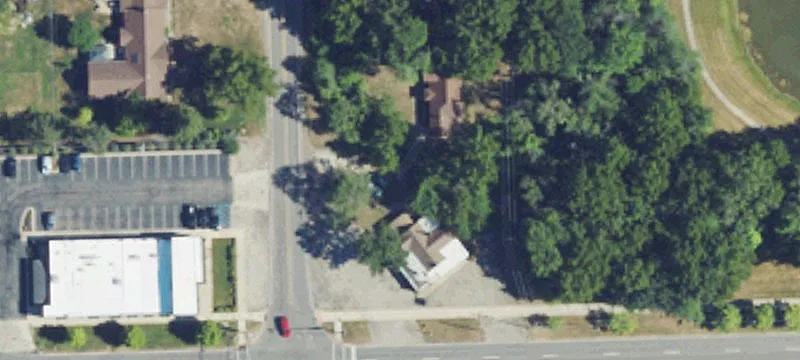 Taylor Commercial Building For Sale