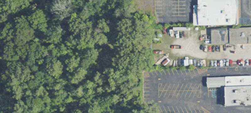 Automotive Repair Facility on Dort Highway