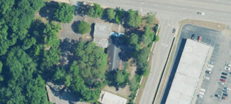 Retail Spaces Near Skibo Road