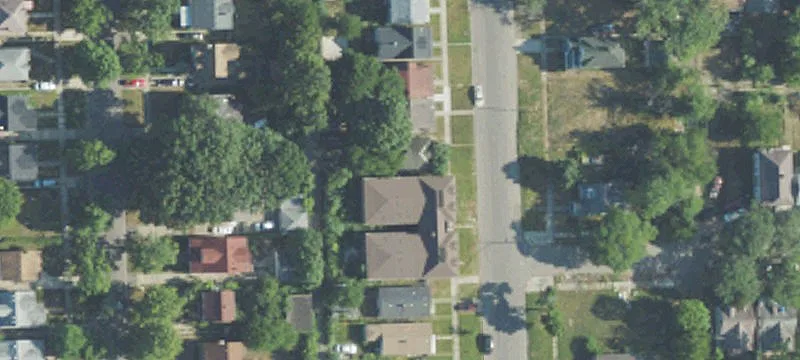 Detroit Duplex Near Amenities