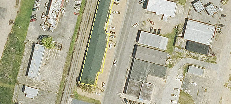 Renovated Commercial Building For Sale