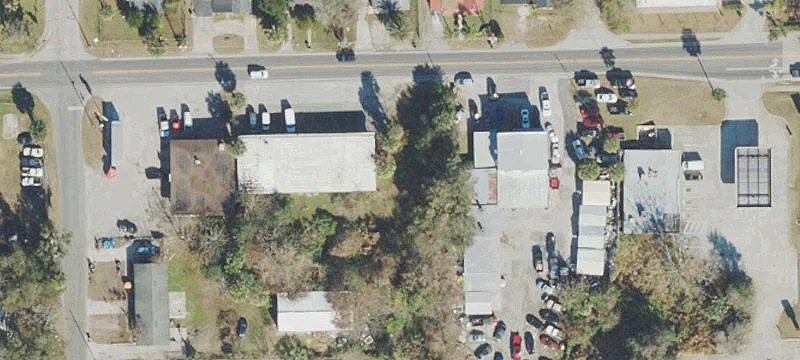 Versatile Commercial Building Near Downtown
