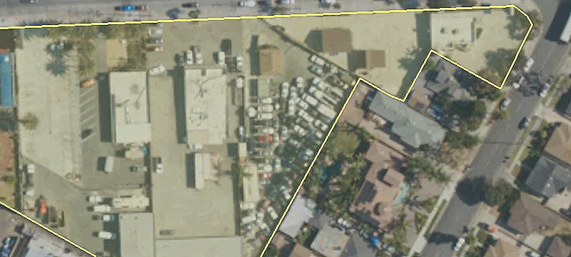 Bellflower Commercial Property on Main