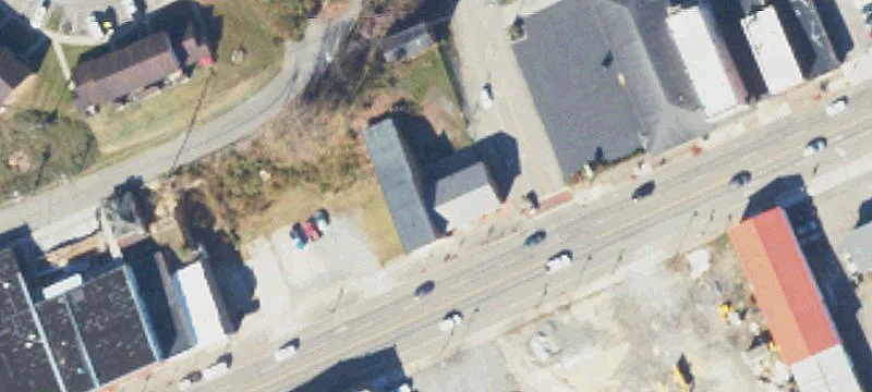 Spacious Commercial Building For Sale
