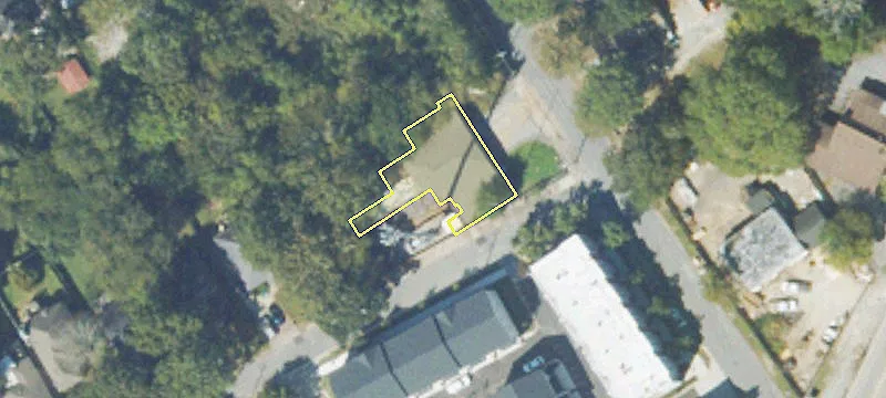 Riverside Retail Space For Sale