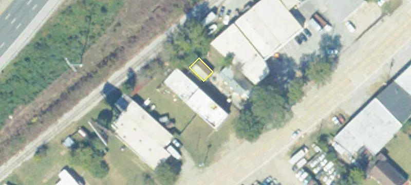 Mixed-Use Building Near I-664
