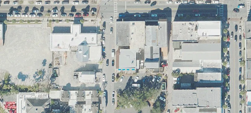 Updated Historic Building in Mt Dora