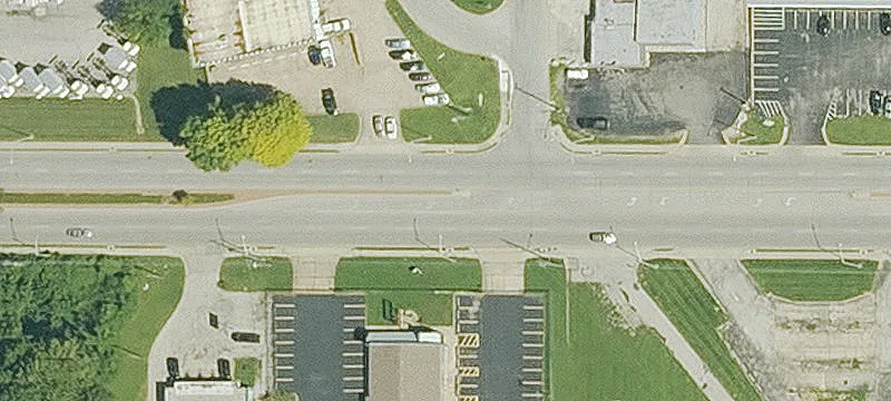 Retro Mixed-Use Building For Sale