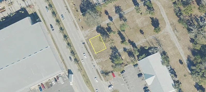 Daytona Beach Commercial Building