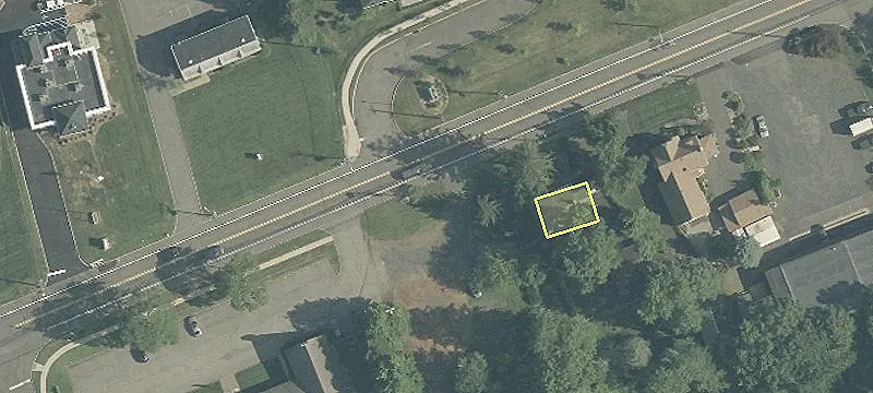 Prime 0.92 Acre Lot