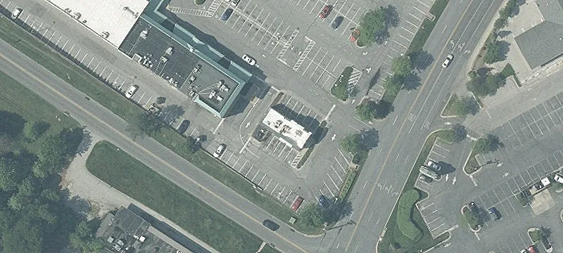 Retail Space in Carroll Plaza