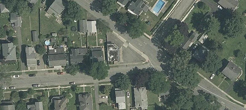 Belvidere Commercial Building Opportunity