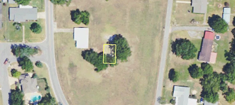 2.8 Acres with Helipad