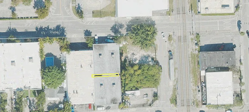 Warehouse/Office Building Near Magic City