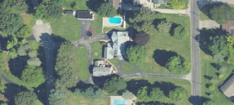 Luxury Multi-Unit Property Near Lake
