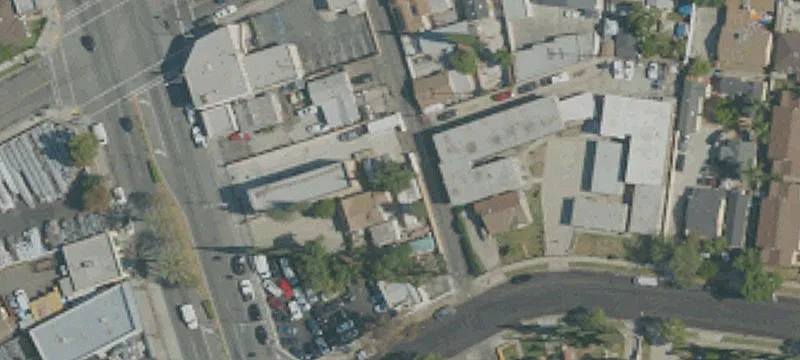 Auto Body/Industrial Space For Sale