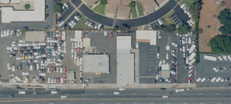 Freestanding Auto Showroom & Service