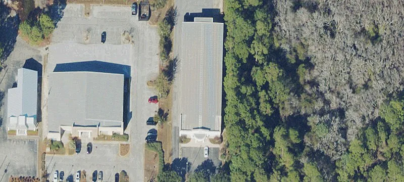 Freestanding Retail Building on Highway