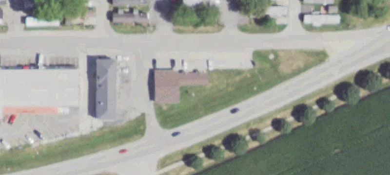 Retail/Office Space in Sandwich, Illinois