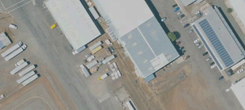 Warehouse with Fenced Yard Space