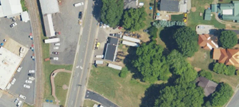 Versatile Commercial Building in Maiden