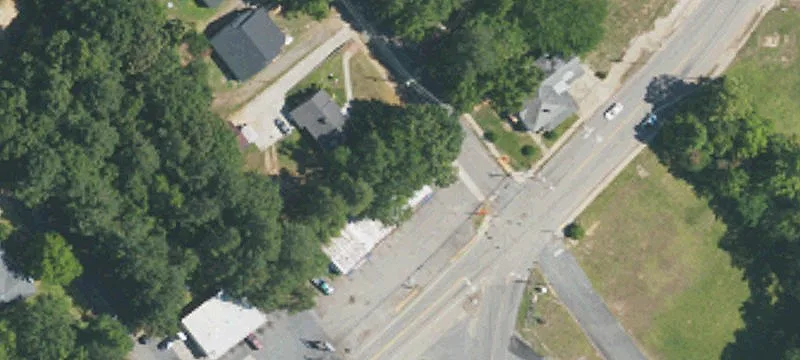 Versatile Retail Space Near Grocery