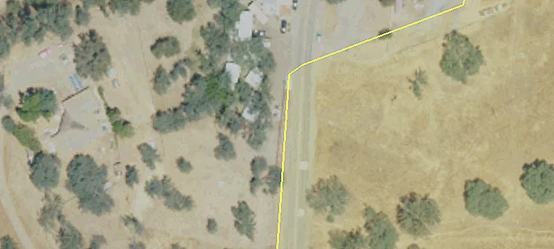 Highway Commercial Property Near National Park