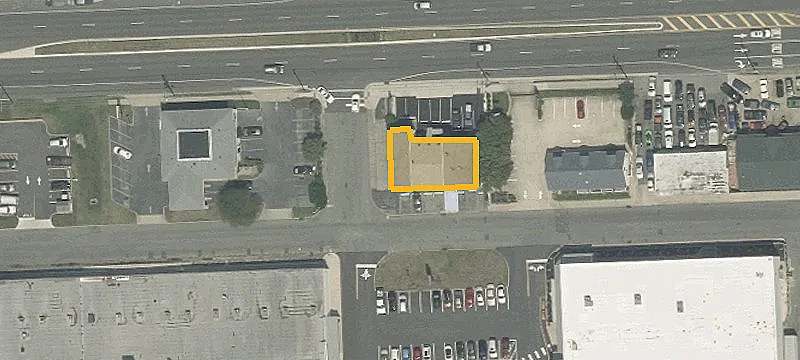 Retail Space in High Traffic