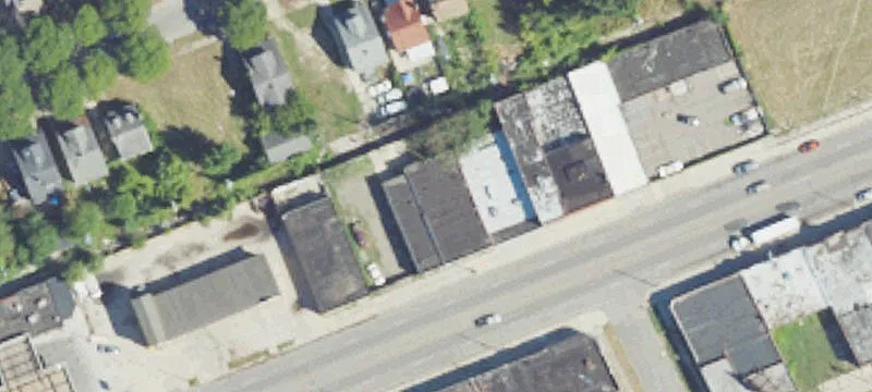 Commercial Space on Harper Avenue