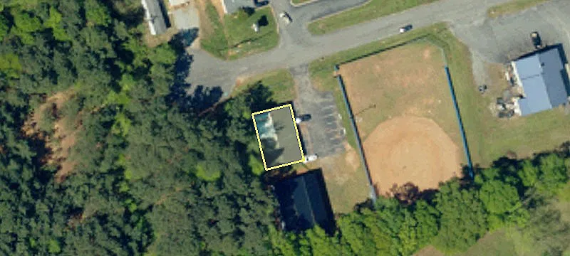 Unrestricted Commercial Property For Sale
