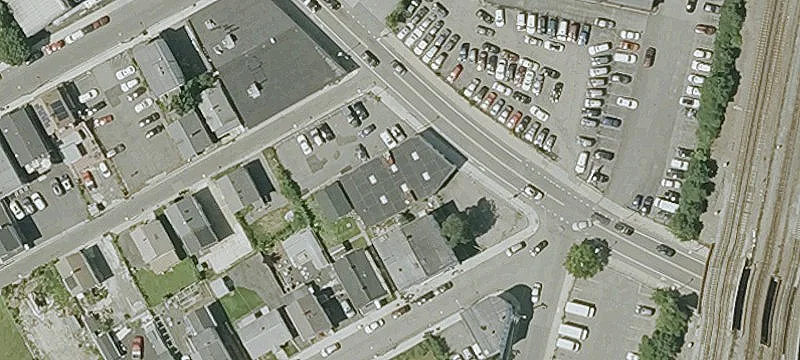Warehouse Space with Parking Lot