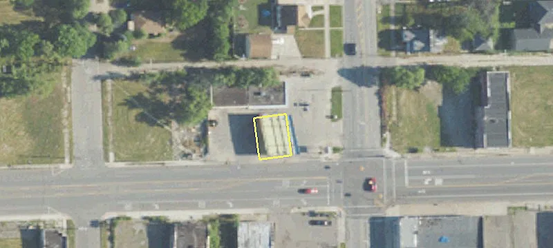 Vacant Lot on High Traffic