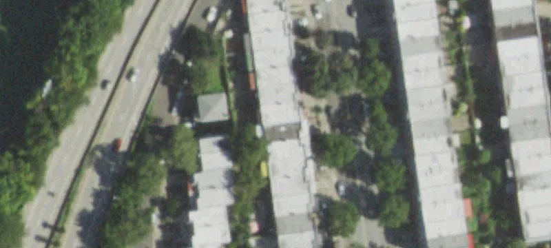 Mixed-Use Property in Woodside Border