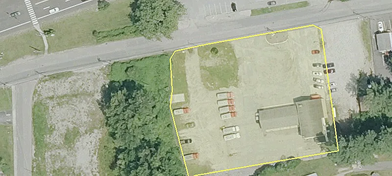 Commercial Lot in High-Traffic Area