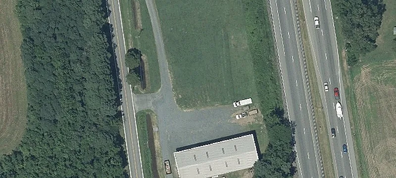 High-Visibility Retail and Warehouse Space
