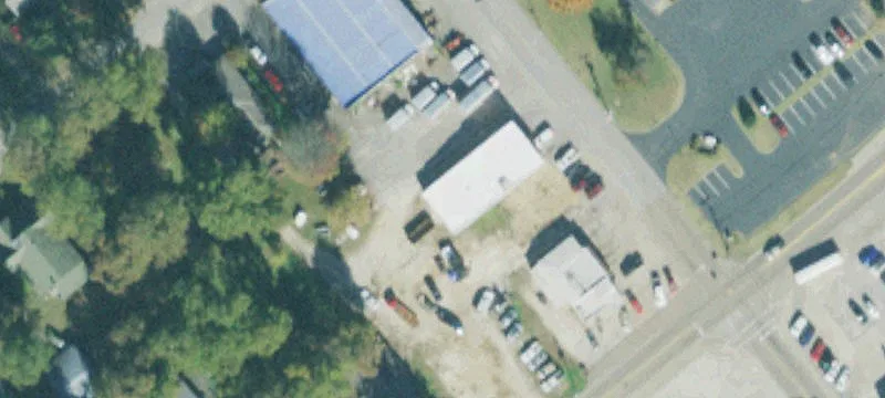 Modern Auto Shop with Bay Doors