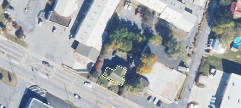 Versatile Staunton Property Near Downtown