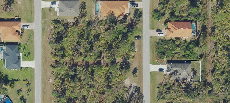 Residential Lot in Rotonda West