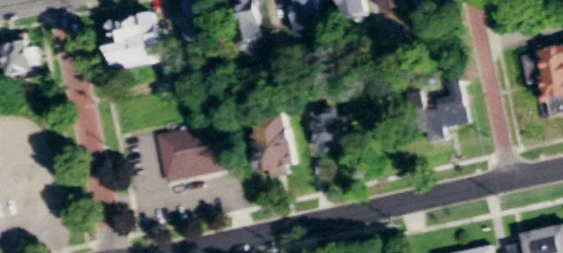 Fully Rented 5-Unit Apartment Complex