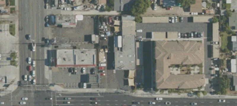 Commercial Building For Sale